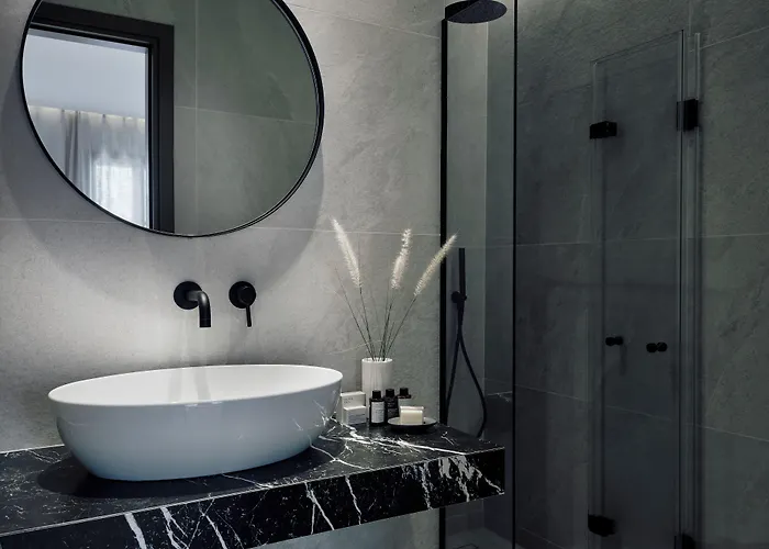 Acteon 2* Chora (Ios)