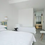 Acteon Hotel 2*