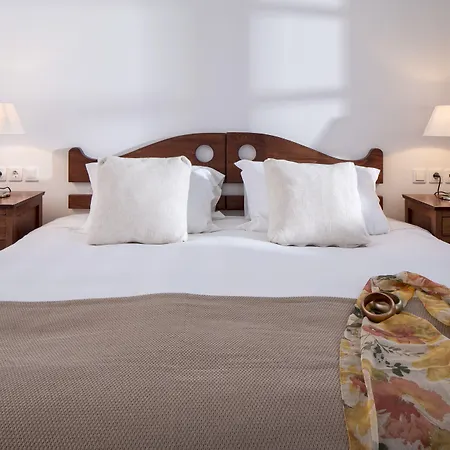 Acteon Hotel