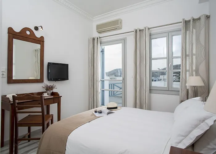 Acteon 2* Chora (Ios)